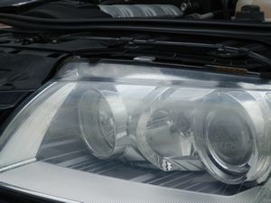 アウディA8 ヘッドライトリペア(2015.7.2) 施工前B.jpg
