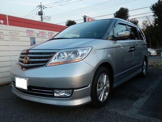 ホンダ エリシオン プレステージ 色：シルバー H19年登録2015.2 極 施工