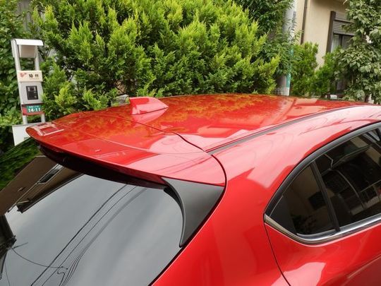 アクセラスポーツ ソウルレッドプレミアムメタリック マツダ アクセラスポーツ 色：ソウルレッドプレミアムメタリック